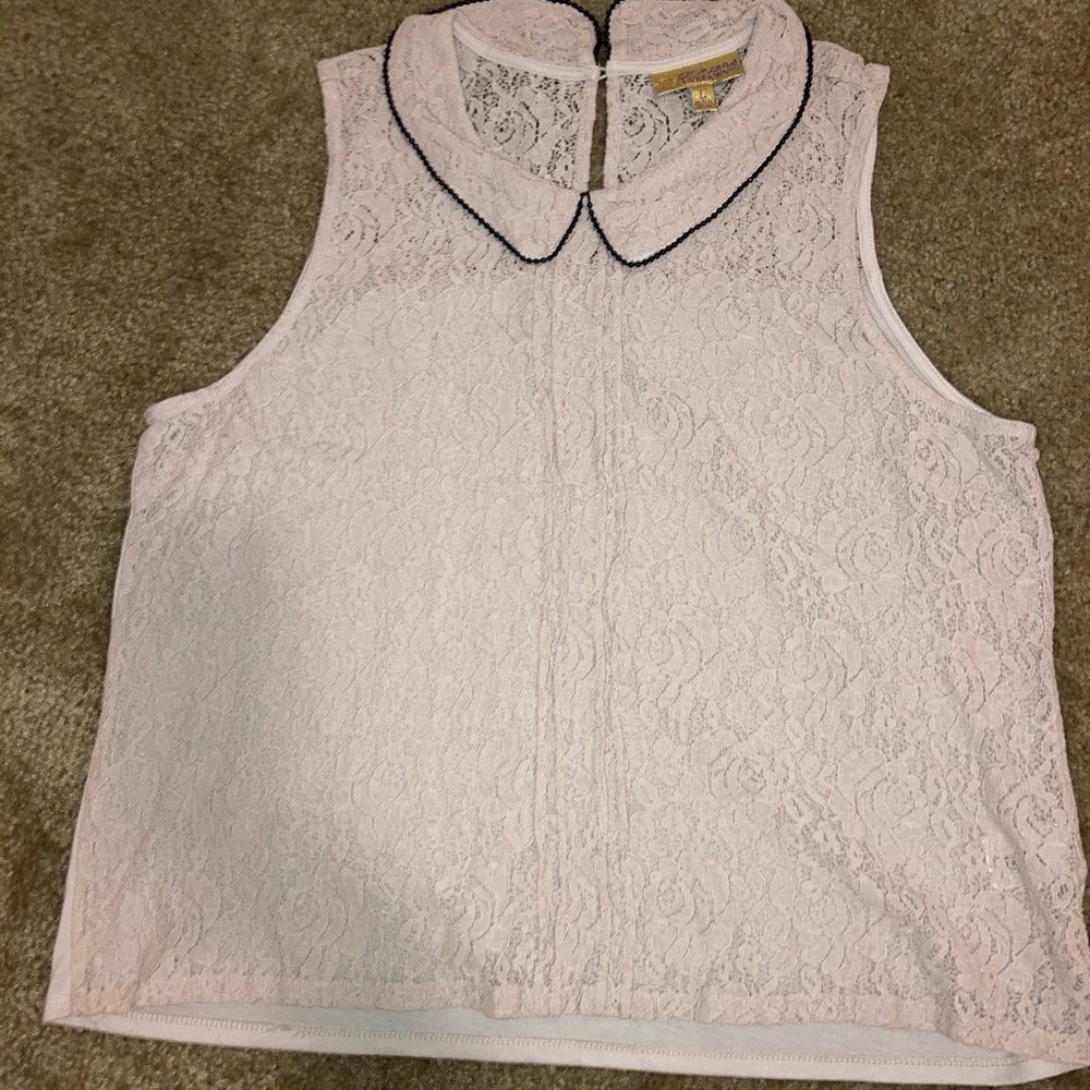 💜Used Princess Vera Wang Top